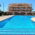 Catamaran Ii By Costa Apartman