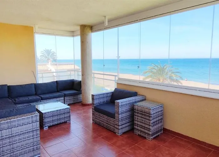 Catamaran Ii By Costa Апартаменти *